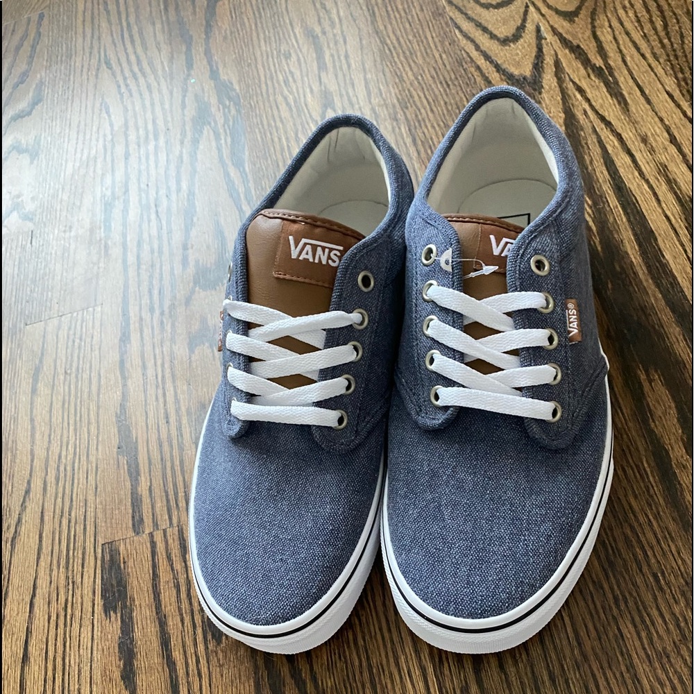Vans, meds size 9